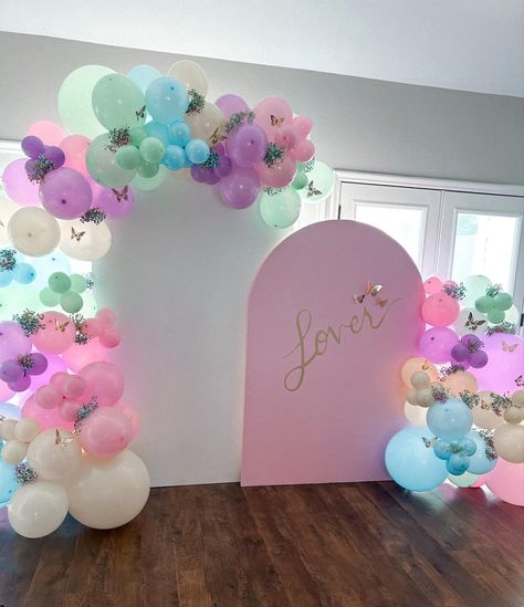 Taylor Swift Eras Bridal Shower Ideas, Eras Tour Balloon Arch, She Found Her Lover Bridal Shower Theme, Taylor Swift Lover Themed Birthday Party, Taylor Swift Birthday Party Ideas Lover, Lover Themed Bridal Shower Taylor Swift, Lover Taylor Swift Party, Taylor Swift Backdrop, Lover Bridal Shower Ideas