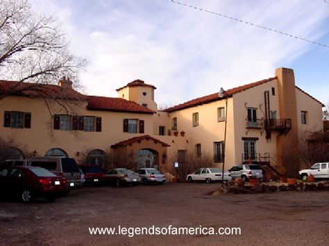 Thomas Edison go-along: Harvey Houses along historic Route 66. Harvey House, Historic Route 66, Lunch Room, Thomas Edison, American Southwest, Route 66, Hotel Restaurant, The Two, Santa Fe