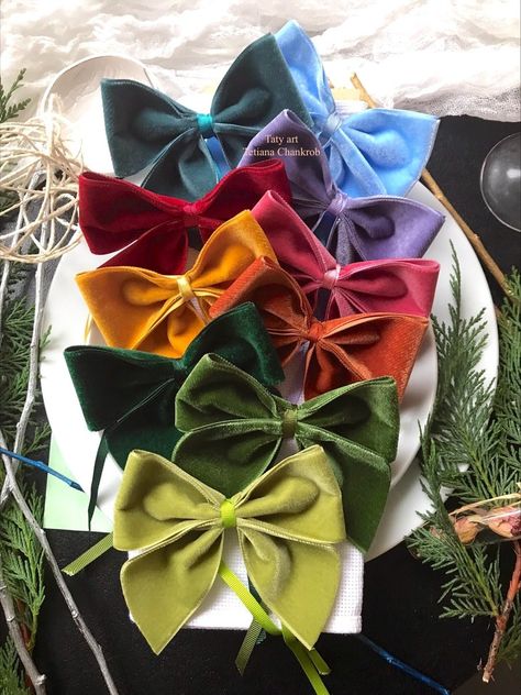 Velvet Bow Tie/round Towel Christmas/xmas Napkin Rings - Etsy Napkin Christmas, Napkin Rings Diy, Velvet Bow Tie, Christmas Napkin Rings, Christmas Napkin, Christmas Ring, Nyc Christmas, Christmas Napkins, Napkin Ring