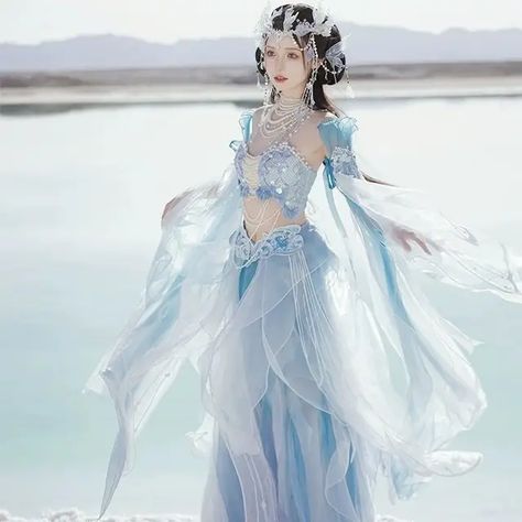 New original Hanfu dress exotic mermaid princess gradual print embroidery Chinese elements fairy cosplay costume set - AliExpress 200000532 Chinese Fairy Dress, Chinese Fairy, Embroidery Chinese, Fairy Princess Costume, Hanfu Hairstyles, Fairy Cosplay, Water Fairy, Chinese Element, Unique Pictures