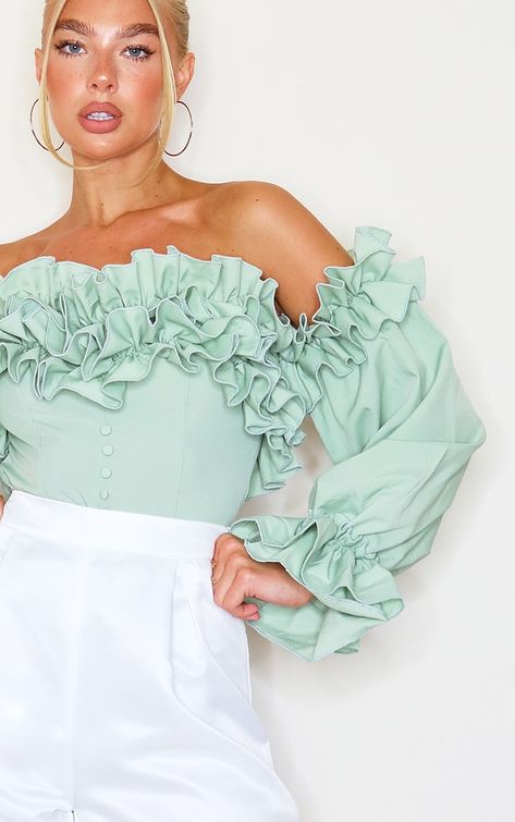 Bodice Designs, Green Outfits For Women, White Chiffon Tops, Off Shoulder Long Sleeve Top, Blusas Crop Top, Off Shoulder Ruffle Top, Cold Shoulder Crop Top, Cold Shoulder Tops, Ruffle Trim Top