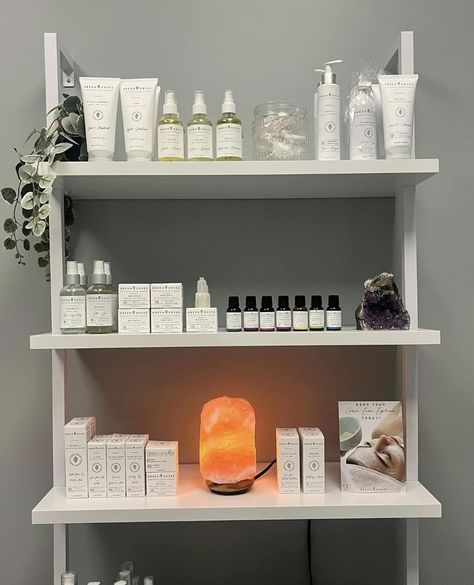 Esthetician Room Organization, Esthetician Table, Esthetician Cart Set Up, Esthetician Retail Display, Clean Esthetician Room, Esthetician Cart, Holistic Esthetician Room, Spa Shelves, Facial Room Ideas