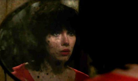 Under the Skin Under The Skin Movie, Classic Movies List, Scarlett Johansson Movies, Jonathan Glazer, Don Jon, Films On Netflix, Under The Skin, Joseph Gordon Levitt, Rooney Mara