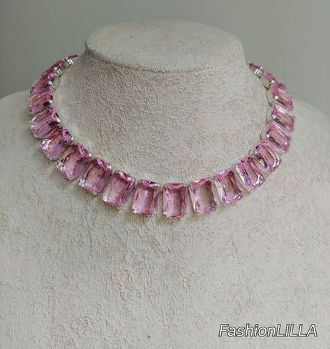 Riviere Necklace, Pink Obsession, Pink Stone Necklace, Blue Statement Necklace, Necklace Chunky, Mother Of Bride, Anna Wintour, Glass Gems, Pink Jewelry