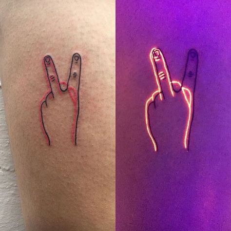 Black Light Tattoo, Tattoo Placements, Uv Tattoo, Light Tattoo, Inspiration Tattoos, Bff Tattoos, Tiny Tattoo, Dark Tattoo, Tattoo Life