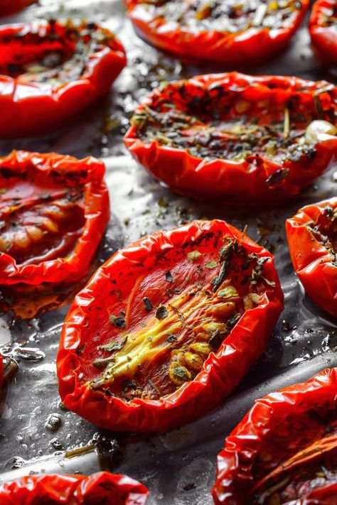 How To Make Sun Dried Tomatoes In The Oven - With Ease! Dried Tomatoes In Oven, Sun Dried Tomatoes In Oven, Oven Easy Recipes, Tomatoes In Oven, Make Sun Dried Tomatoes, Oven Dried Tomatoes, Cherry Tomato Sauce, Italian Spices, Stewed Tomatoes