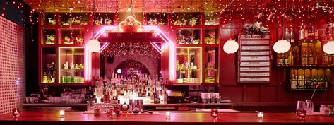 The best bars in NYC to host your birthday celebration. Best Bars In Nyc, Manhattan Bar, Cruise Rooms, Restaurants For Birthdays, Bartenders Guide, New York Bar, Secret Bar, Nyc Bars, Birthday Bar