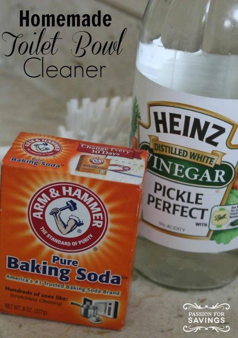 Homemade Toilet Bowl Cleaner Homemade Toilet Bowl Cleaner, Cleaning Tricks, Cleaner Recipes, Diy Cleaning Hacks, Toilet Bowl Cleaner, Homemade Cleaning Products, Natural Cleaners, Homestead Survival, Household Cleaning Tips