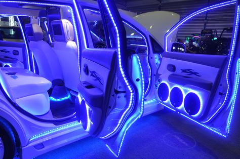 DB Drive LED Lighting Car With Led Lights Inside, Led Lights In Car, Car Led Lights Interiors, Car Tail Lights, Miami Basketball, Laferrari Aperta, Neon Car, Cars Ferrari, Car Stereo Systems