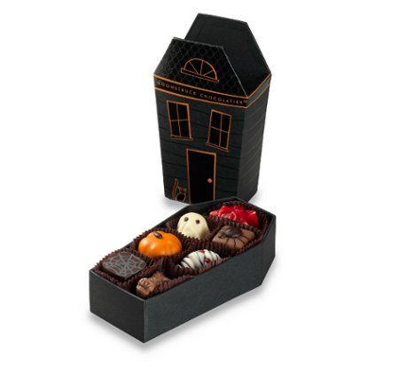 Haunted House Collection | Moonstruck Chocolate Company Halloween Truffles, Chocolate Spiders, Pumpkin Truffles, Dulces Halloween, Holiday Chocolate, Chocolate Company, Halloween Chocolate, Chocolate Packaging, Creepy Halloween