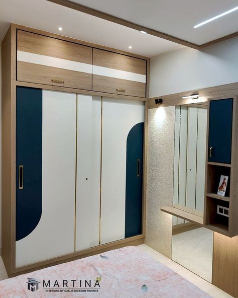 Slider Wardrobe Laminate Design, Cobord Design Bedroom, Bedroom Wardrobe Laminate Designs, Sliding Wardrobe Laminate Design, Slider Wardrobe Design, Wardrobe Door Designs Laminate, Kitchen Carpentry, Wardrobe Design Bedroom Sliding, Wardrobe Shutters