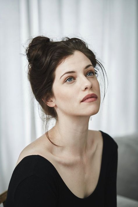 Chloe Liese, Jessica De Gouw, Pale Women, Face Claims Female, Fantasy Names, Drawing People Faces, Aesthetic Names, Character Inspiration Male, Female Face Claims