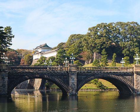 Tokyo Honeymoon, Tokyo Tourist Attractions, Tokyo Things To Do, Japanese Palace, Tokyo Imperial Palace, Going To Japan, Travel Tokyo, Things To Do In Tokyo, Monte Fuji