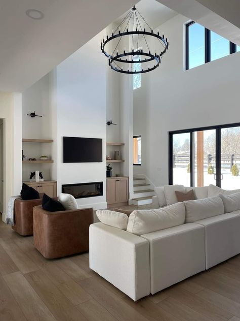 Modern Open Space Living Room, Living Room Inspo Open Floor Plan, Living Room Inspiration High Ceiling, Open Floor Concept Living Room, Kitchen Behind Living Room, Small High Ceiling Living Room Modern, Modern House Interior Living Room, Modern Great Room Ideas, Double Wide Living Room Ideas