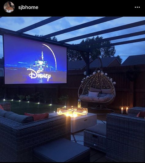 Indoor Theater, The Projector, Backyard Renovation, Fun Backyard, Container Cafe, Casa Clean, Backyard Movie Nights, Rooftop Terrace Design, Outdoor Cinema