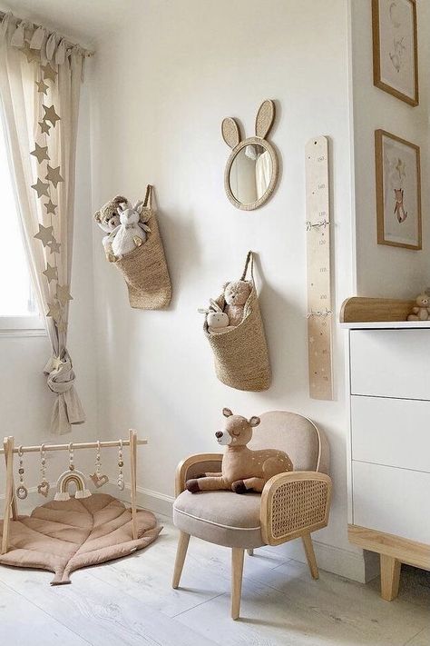 Baby Room Inspiration Girl, Baby Room Girl Ideas, Decorar Habitacion Bebe Ideas, Beige Baby Room, Baby Room Aesthetic, Natural Baby Room, Baby Room Decor Neutral, Beige Nursery, Baby Deco