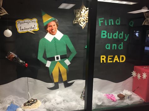 Buddy the Elf library display bulletin board. Complete with spaghetti and syrup! Buddy The Elf Library Display, Christmas Library Displays, Elf Library, Christmas Library Display, Christmas Bulletin Board Ideas, Christmas Spaghetti, Buddy Elf, Elf Buddy, School Library Displays