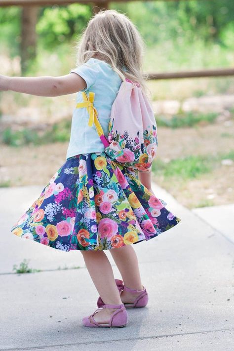 Drawstring Backpack Tutorial, Girls Circle Skirt, Diy Circle Skirt, Skirt Sewing Tutorial, Girls Skirt Patterns, Circle Skirt Tutorial, Tulle Skirt Tutorial, Kids Drawstring, Twirly Skirt