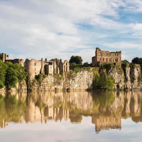 Chepstow Castle - Wye Valley Chepstow Castle, Wye Valley, Literary Festival, Wales Holiday, Place To Visit, Places Of Interest, Christmas 2024, The Locals, Monument Valley