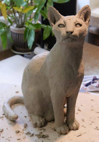 Pet Cat Sculpture Commission - Nick Mackman Animal Sculpture Figure Sketches, Skeleton Drawings, Pottery Animals, Sculpture Art Clay, Cat Sculpture, Sculptures Céramiques, Keramik Design, Cat Statue, Ceramics Pottery Art