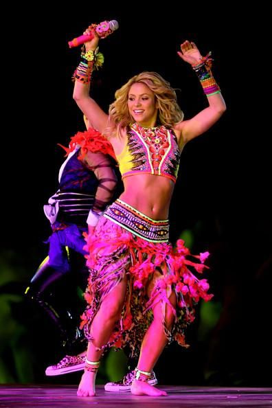 Shakira Dance, Shakira Style, Shakira Photos, Waka Waka, Gossip Girls, Ali Larter, World Dance, Christina Hendricks, Female Singers