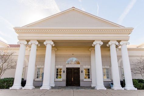 Outdoor view of Foxchase Manor in Manassas, VA Prince William County Virginia, Amazing Wedding Venues, Wedding Venues In Virginia, Old Manor, Virginia Wedding Venues, Bistro Lights, Garden Venue, Historic Wedding, Manor Wedding