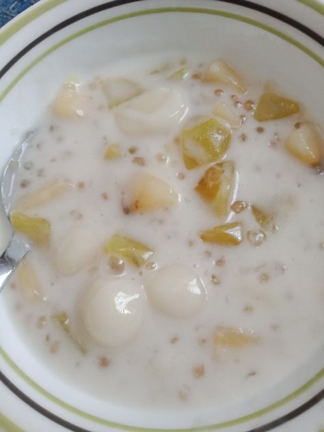 My Version Ginataan Bilo bilo Bilo Bilo Recipe, Bilo Bilo, Filipino Food, Filipino Recipes, Chowder, Cheeseburger Chowder, Delicious Food, Cheeseburger, Yummy Food