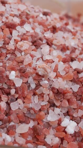 Raw dried pink Himalayan salt Red Salt, Mood Images, Tree Saw, Rock Salt, Himalayan Pink Salt, Pink Salt, Heart Tree, Cityscape Photos, Himalayan Salt