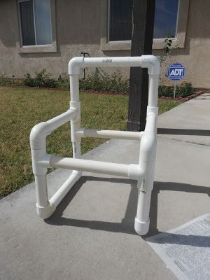 Crafting Weasels: PVC Kids Chair Homemade Gym Equipment, Diy Gym Equipment, Dunk Tank, Dip Station, Dip Bar, Pvc Pipe Projects, Diy Home Gym, Diy Gym, Diy Workout