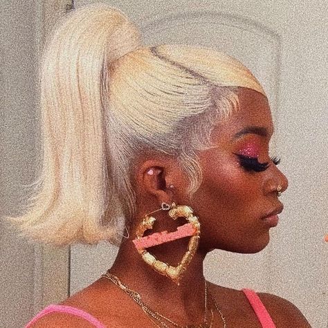 Barbie Ponytail, Blonde Ponytail, Black Ponytail Hairstyles, Dyed Natural Hair, Birthday Hair, 90s Hairstyles, Have Inspiration, Dope Hairstyles, Hair Ponytail Styles