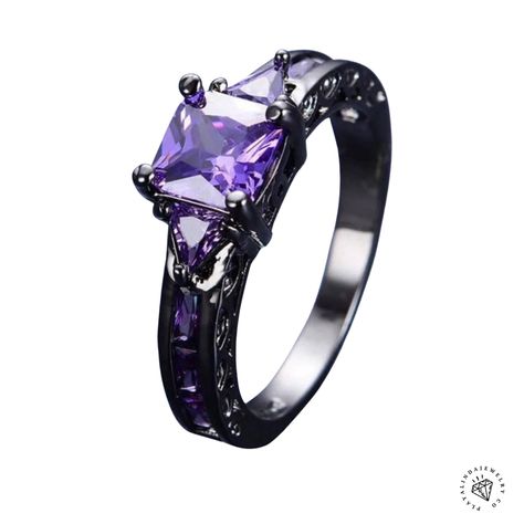 Princes Cut, Black Band Ring, Design Black Gold, Gothic Engagement Ring, Purple Stone Rings, Black Gold Wedding, Victorian Engagement Rings, Black Gold Ring, Black Gold Jewelry