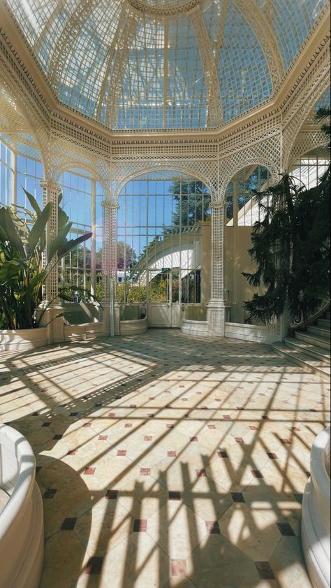 Royal Greenhouse, Orangery Wedding, Conservatory Greenhouse, 1950s Hollywood, Architecture Facade, Royal Aesthetic, Spa Design, Retro Interior, Facade Architecture