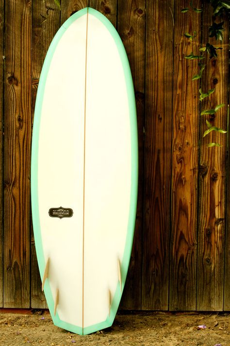 Almond Surfboards, Shortboard Surfboard, Thomas Surfboards, Surf Board Fins, Single Fin Surfboard, Surfboard Shapes, Surfboard Design, Surf Style, Surfs Up