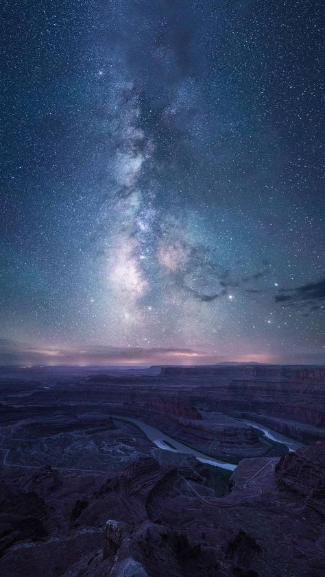 Dead Horse Point State Park, Night Sky Wallpaper, Sky Full Of Stars, The Night Sky, Starry Sky, Nature Wallpaper, Milky Way, Galaxy Wallpaper, Beautiful World