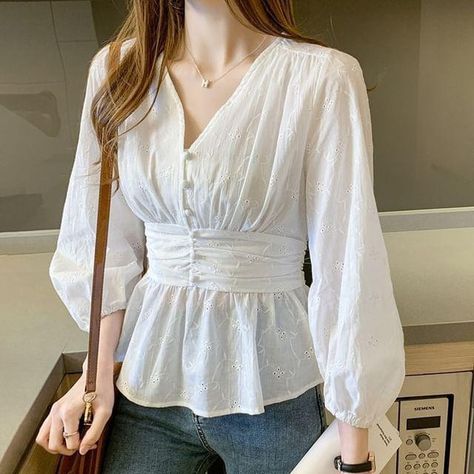 Fashion Outfits Winter, Puff Sleeve Tops, Fabulous Outfits, Fashion Top Outfits, Fashion Tops Blouse, Trendy Fashion Tops, Ideas Outfit, Quick Outfits, فستان سهرة