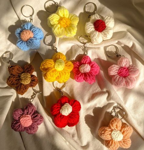 Puff flower keychains💫 Dm to purchase or click the link in bio! Reshares are highly appreciated ✨ Tags (ignore✨) #CrochetLove #HandmadeWithLove #CrochetAddict #CrochetLife #CrochetDesign #CrochetGram #CrochetArtist #CrochetCreations #CrochetPattern #CrochetInspirations #CrochetCommunity #CrochetEveryday #InstaCrochet #YarnLove #CraftyHands #HandmadeCrochet #ModernCrochet #CrochetGifts #CrochetArt #CrochetProjects Crochet Flowers Keychain, Crochet Phone Charm, Crochet Keychain Flower, Crochet Souvenirs, Puff Flower, Crochet Puff Flower, Diy Bouquet Wrap, Keychain Making, Crochet Bandana