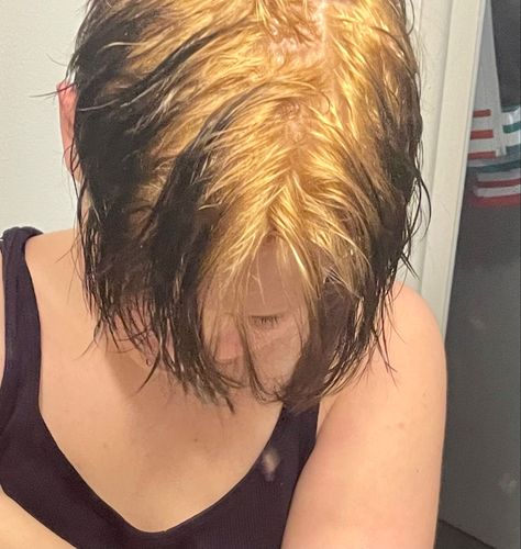 Dyed Hair Roots Showing, Blond Roots Black Hair, Bleach Roots Black Hair, Dyed Blonde Hair Dark Roots Men, Blond Roots Dark Ends, Brown Hair With Blonde Roots, Black Hair Blonde Ends, Blonde Roots Black Ends, Bleached Roots Dark Ends