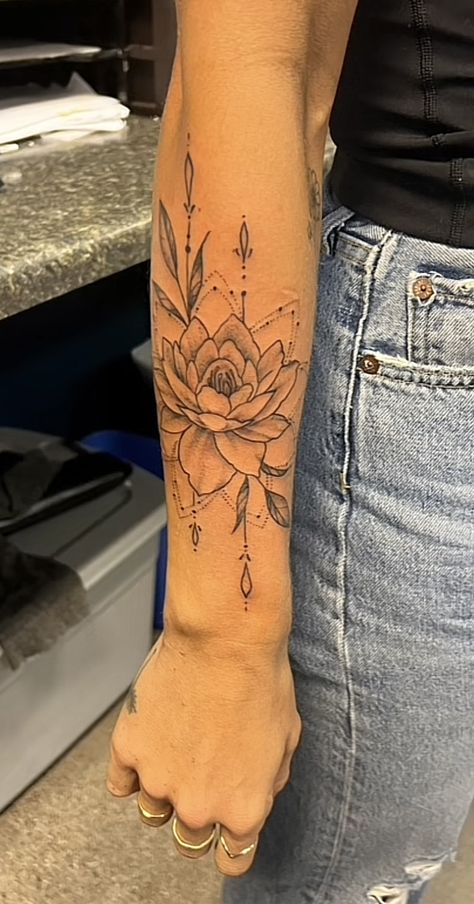 Lotus Flower Mandala Tattoo Forearm, Hindu Flower Tattoo, Lotus Flower Hip Tattoos Women, Lotus Floral Tattoo, Lotus Flower Half Sleeve Tattoo, Lotus Tattoo Realistic, Lotus Flower Forearm Tattoo, Lotus Shoulder Tattoos For Women, Lotus Flower Tattoo Sleeve