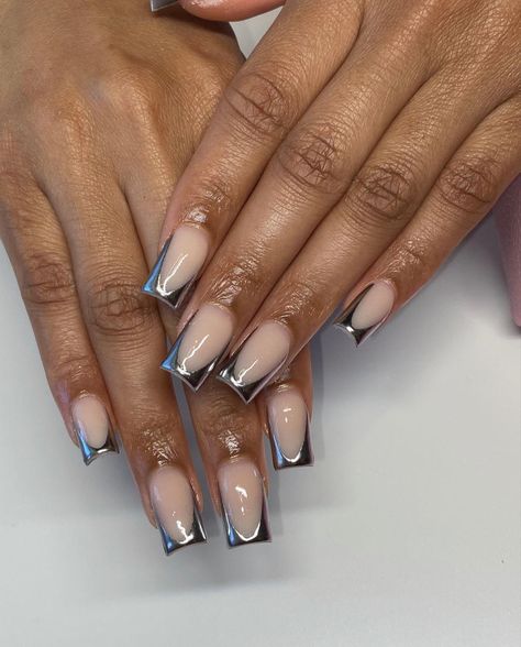 Birthday Nail Set Ideas Medium, College Nails, Sliver Nails, Sassy Nails, Drip Nails, White Acrylic Nails, Work Nails, Glow Nails, Fall Acrylic Nails