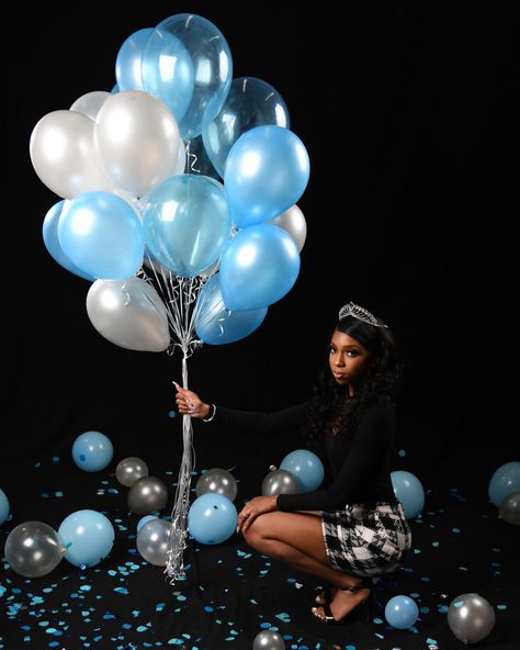 Blue Photoshoot Birthday, Royal Blue Photoshoot Birthday, Blue Birthday Photoshoot, Number Balloons Photoshoot, Blue Photoshoot, Bday Fits, Sweet 16 Pictures, Bday Photoshoot, 16th Birthday Outfit