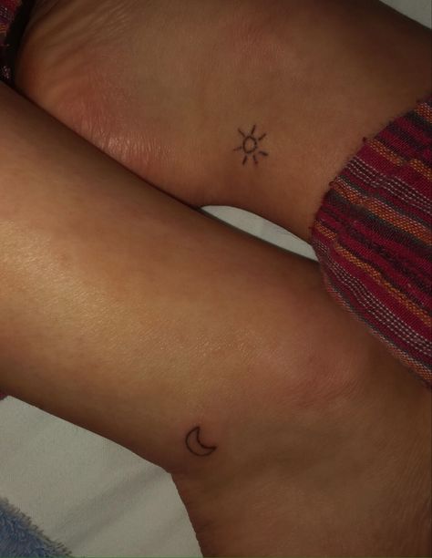 Small Stick And Poke Tattoo Matching, Stick N Poke Matching Tattoos, Stick And Poke Ideas Small Matching, Mini Stick N Poke, Small Matching Stick And Poke Tattoos For Best Friends, Matching Stick And Poke Tattoo Couple, Stick And Poke Tattoo Ideas Matching, Stick And Poke Ideas Small Easy, Small Matching Stick And Poke