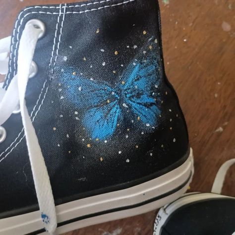 Custom butterfly converse, I painted them lol #art #paint #paintings #customshoes #butterfly Butterfly Painting On Jeans, Converse With Butterflies, Black Painted Converse, Butterfly Converse, Custom Converse High Tops Butterfly, Butterfly Jean Jacket Painting, Lol Art, Custom Shoes, Art Paint