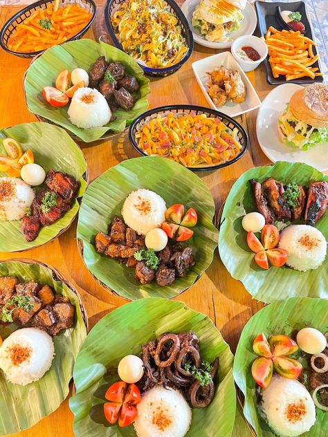 Filipino Cafe, Filipino Restaurant, Filipino Style, Themed Cafes, Independence Day Decoration, Luxury Restaurant, Filipino Food, Food Illustration, Filipino Recipes