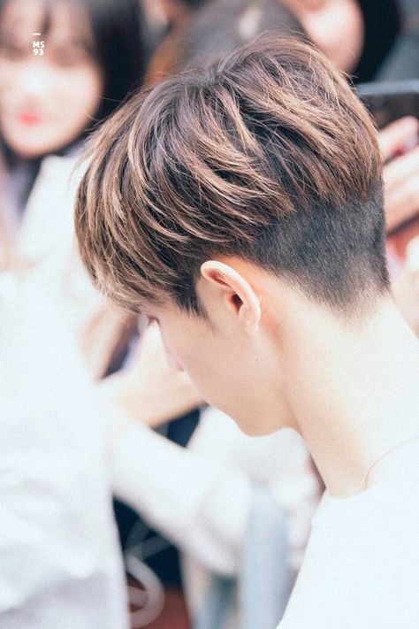 Block Hairstyle, Two Block Haircut, Asian Man Haircut, Korean Men Hairstyle, Korean Haircut, Gents Hair Style, Asian Haircut, Hair Style Korea, Got7 Mark Tuan