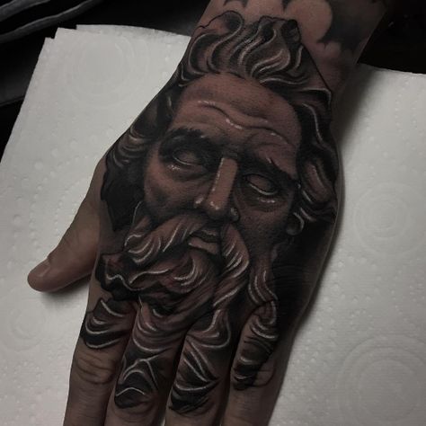 Unique Hand Tattoos, Hand Tattoo Designs, Ace Tattoo, Zeus Tattoo, Greek Tattoos, Small Hand Tattoos, God Can, Greek God, Hand Tattoo