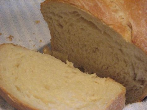 Weight Watchers White  Bread from Food.com:   								Nice bread for bread machine or by mixer.  2 points per slice Amish Sweet Bread, Low Calorie Bread, Amish White Bread, Friendship Bread, Pembuat Roti, Healthy Bread Recipes, White Bread Recipe, Oatmeal Bread, Making Bread