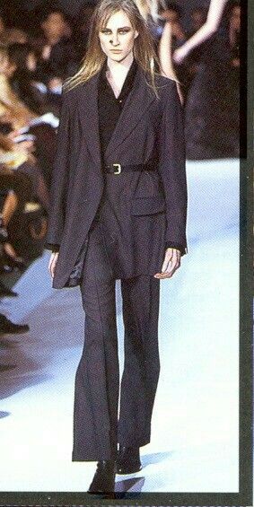 Ann Demeulemeester Fall 1997 Vintage Ann Demeulemeester, Ann Demeulemeester 90s, Twisted Mind, Fashion 1990s, Style Moodboard, Future Clothes, Cyberpunk Fashion, England Fashion, Vintage Couture