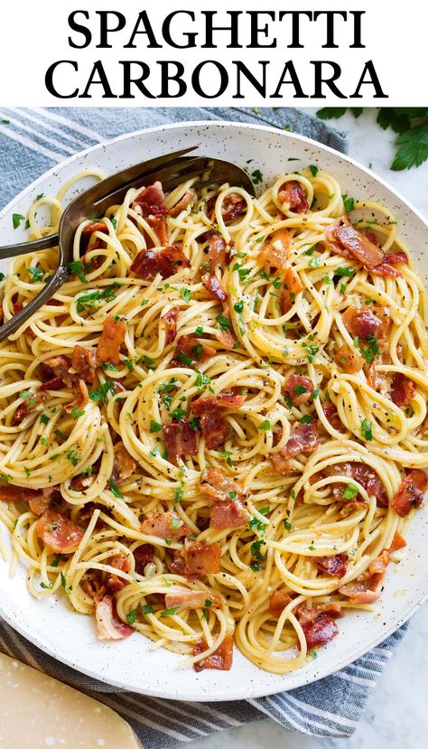 Easy Carbonara Recipe, Pasta Carbonara Recipe, Italian Spaghetti, Carbonara Sauce, Pastas Recipes, Carbonara Recipe, Pasta Carbonara, Carbonara Pasta, Pasta Dinners