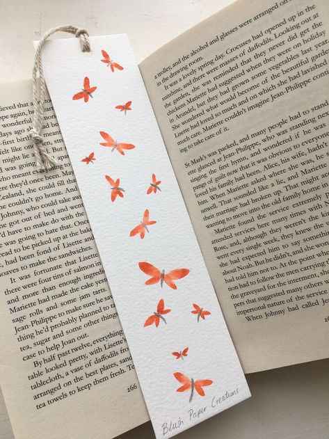 Watercolour Bookmarks Easy, Hand Painted Bookmarks, Orange Bookmark, Easy Bookmarks, Bookmark Crochet Tutorial, Made Bookmark, Watercolour Bookmarks, Bookmark Easy, Easy Crochet Bookmarks