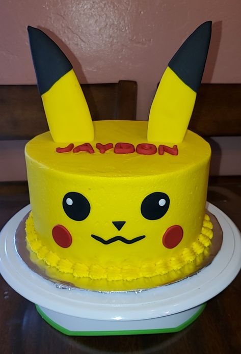 Easy Pokemon Cake, Cake 25th Birthday, Create A Pokemon, Pikachu Party, Pokémon Cake, Easy Pokemon, Pikachu Cake, Pokemon Cake, Simple Cake